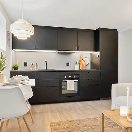 Modern With Wifi And New Furniture - Free Parking *